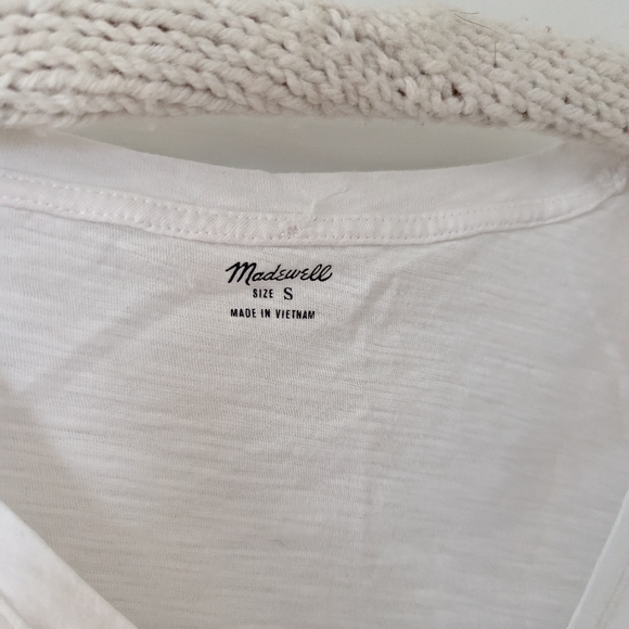 Minimalist Top Bundle Lou&Grey, Madewell, Eileen Fisher, Universal Thread Linen - Picture 12 of 15